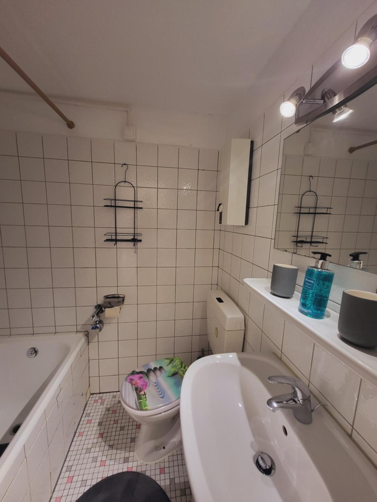 Zentrales Apartment Mit Balkon Und Parkplatz 特里尔 外观 照片